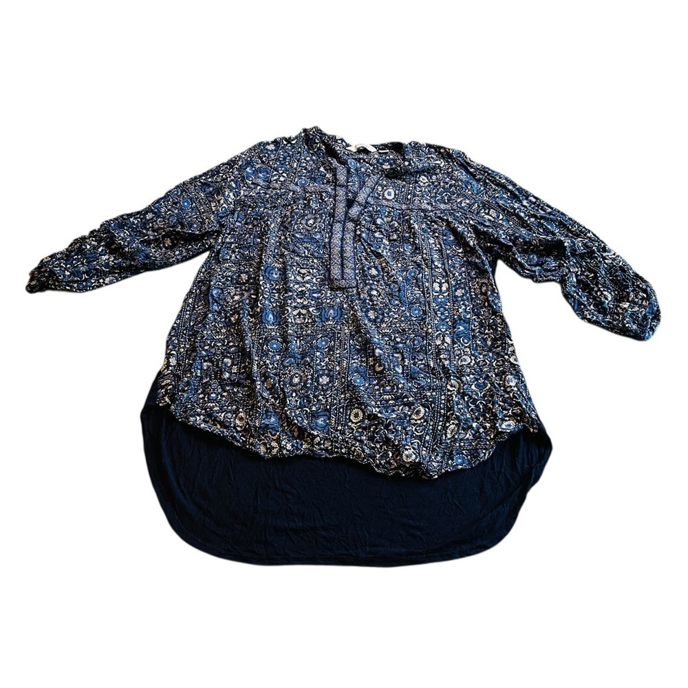 Great Northwest Clothing Company Blue and White Blouse
